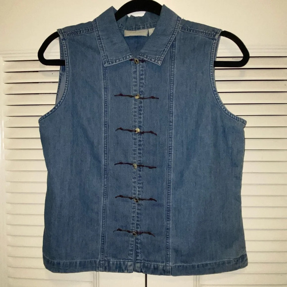 J jill denim sleeveless button up top - Picture 1 of 6